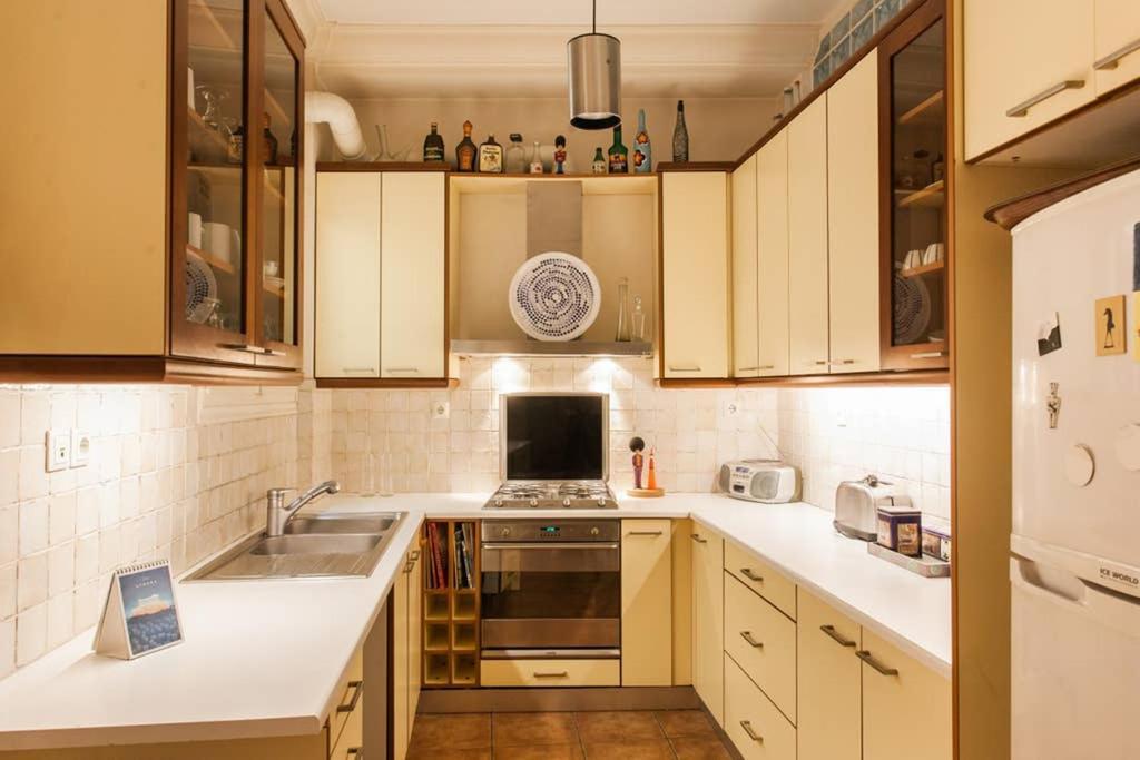 Mid Century 3 Bdr City Centre Townhouse Athene Buitenkant foto