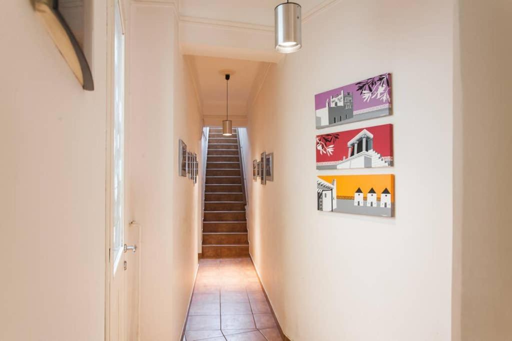 Mid Century 3 Bdr City Centre Townhouse Athene Buitenkant foto