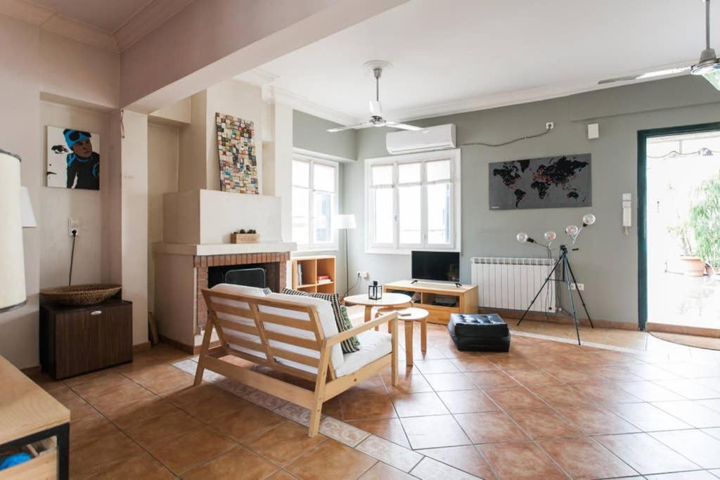 Mid Century 3 Bdr City Centre Townhouse Athene Buitenkant foto