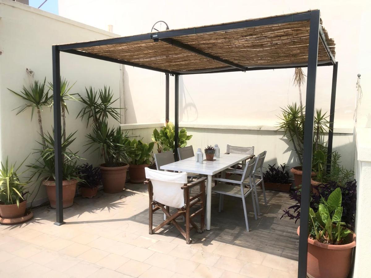 Mid Century 3 Bdr City Centre Townhouse Athene Buitenkant foto